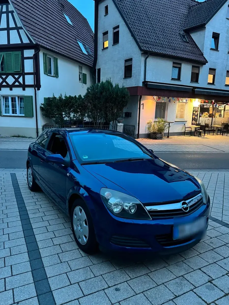 Gebraucht Opel Astra GTC 105 PS (77 kW) 2006 Blau Coupé