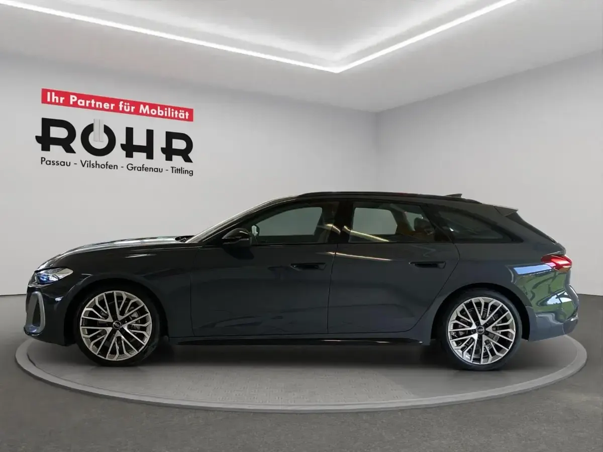 Second-hand Audi A5 Edition .1 204 CP (150 kW) 2024 Gri Break