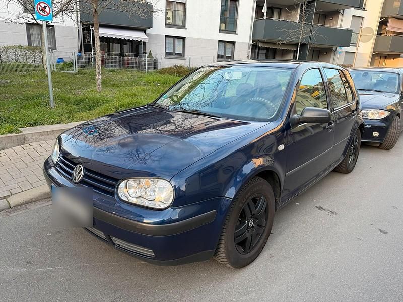 Gebraucht VW Golf IV 90 PS (66 kW) 2000 Blau Limousine