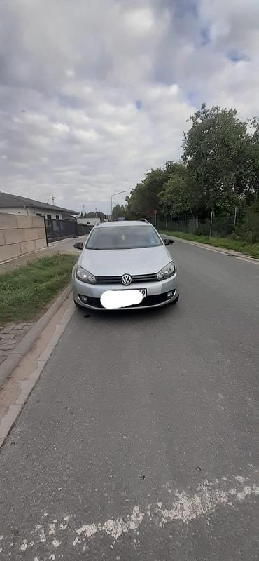 Silber Gebraucht 2013 VW Golf VI Kombi | 6.000 € - Bild 1/4