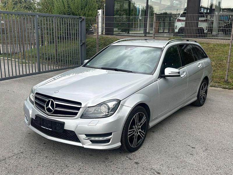 Silber Gebraucht 2014 Mercedes C220 AMG Limousine | 14.990 € (Superpreis) - Bild 1/4