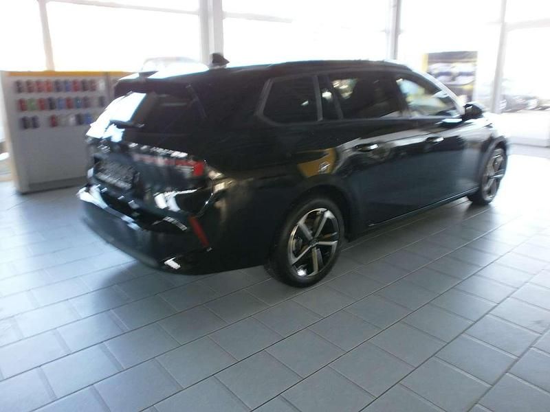 Neu Opel Astra Edition 131 PS (96 kW) 2025 Karbon schwarz Kombi