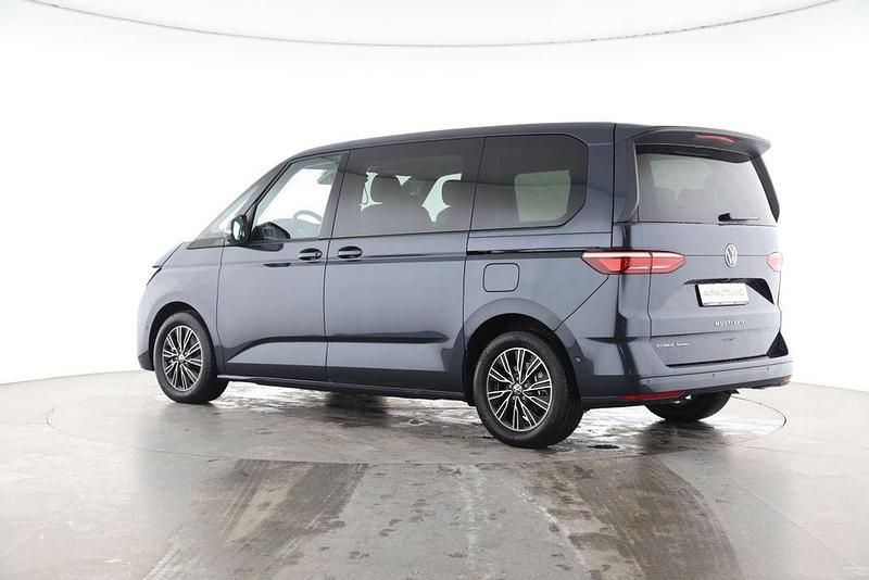 Neu VW Multivan 245 PS (180 kW) 2025 Starlight blue Van