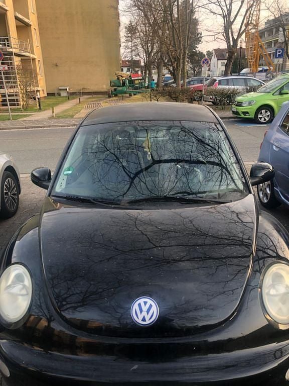 Gebraucht VW New Beetle 75 PS (55 kW) 2001 Schwarz Kleinwagen