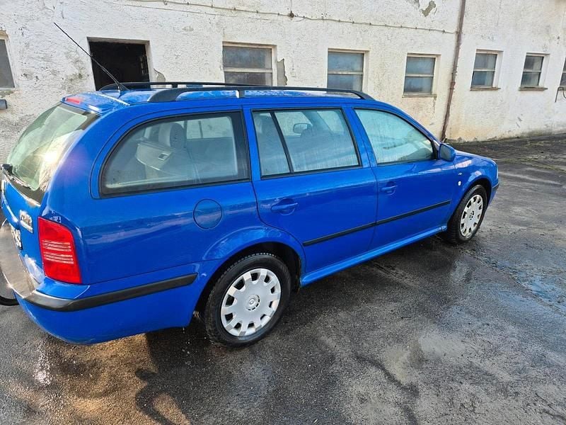 Second-hand Skoda Octavia 100 CP (73 kW) 2001 Albastru Break