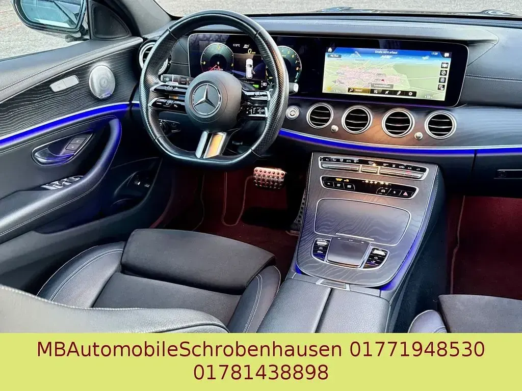 Second-hand Mercedes E300 AMG 211 CP (155 kW) 2022 Albastru Berlinǎ