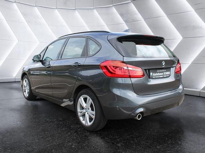 Gebraucht BMW 218 Advantage 140 PS (102 kW) 2020 Grau Van / Kleinbus