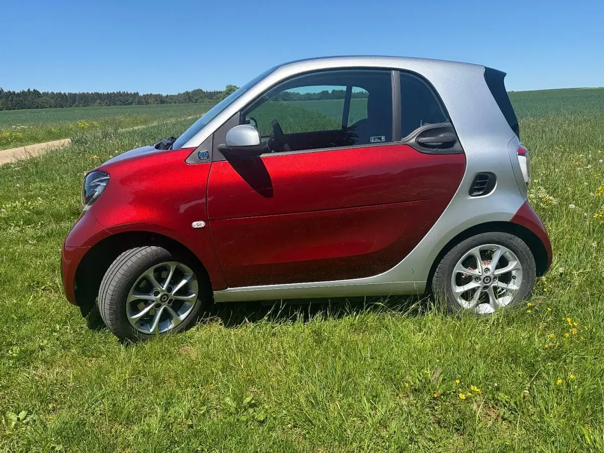 Gebraucht Smart ForTwo Coupé 60 kW (82 PS) 2021 Rot Coupé