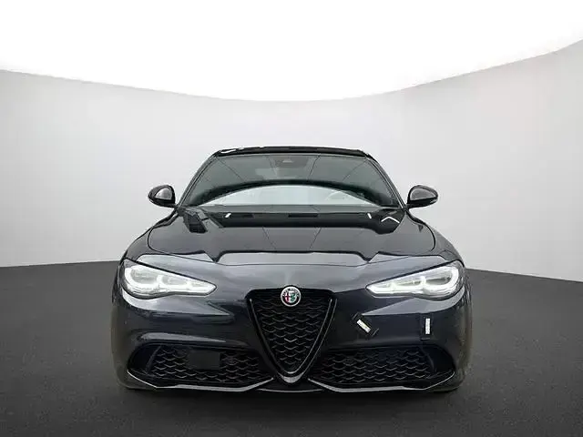 Gebraucht Alfa Romeo Giulia Veloce 280 PS (205 kW) 2024 Schwarz Limousine