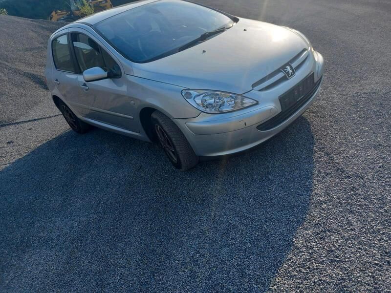 Gebraucht 2003 Peugeot 307 Limousine | 1.399 € (Fairer Preis) - Bild 1/4