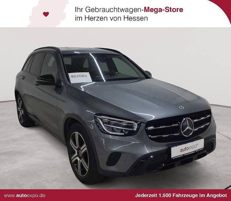 Selenitgrau metallic Gebraucht 2020 Mercedes GLC200 SUV | 25.990 € (Guter Preis) - Bild 1/4