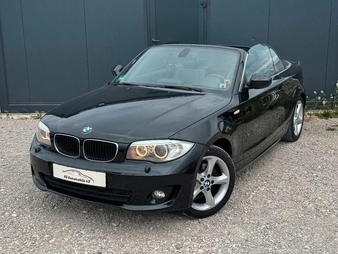 Gebraucht BMW 118 Comfort Edition 143 PS (105 kW) 2014 Schwarz Kleinwagen