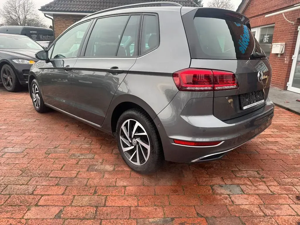 Gebraucht VW Golf VII Join 116 PS (85 kW) 2019 Grau Limousine