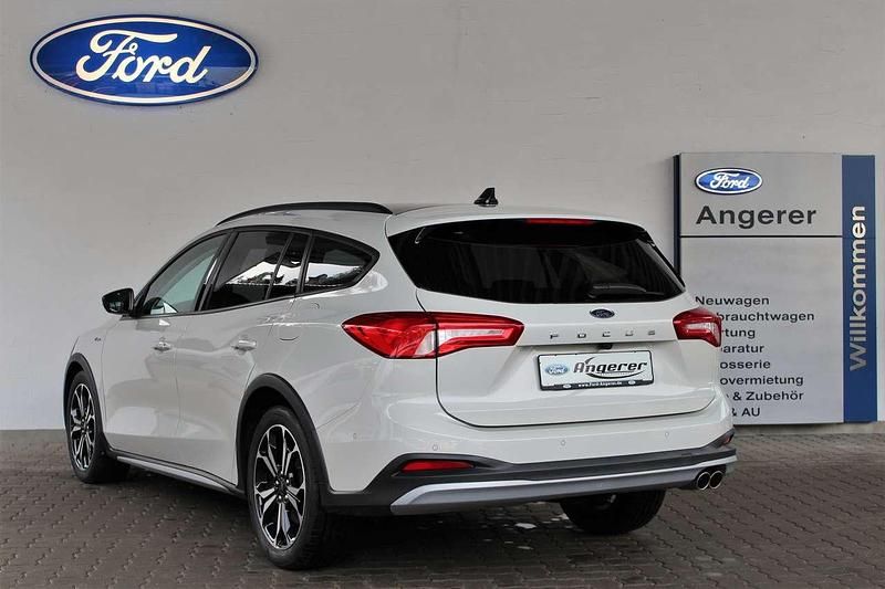 Gebraucht Ford Focus Active 125 PS (91 kW) 2019 Metropolisweiß metallic Kombi