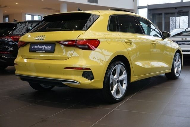 Gebraucht Audi A3 Sportback Advanced 110 PS (80 kW) 2023 Gelb Kleinwagen