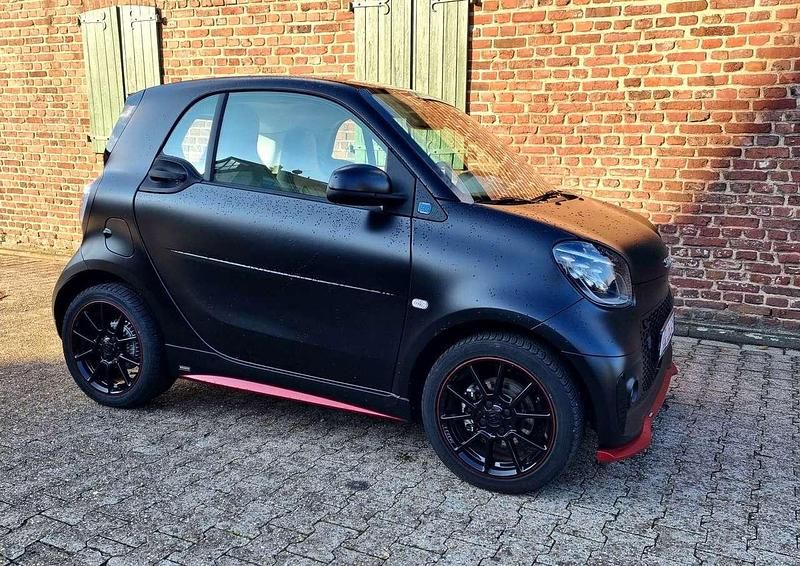 Gebraucht Smart ForTwo Coupé Brabus 60 kW (82 PS) 2021 Schwarz Kleinwagen