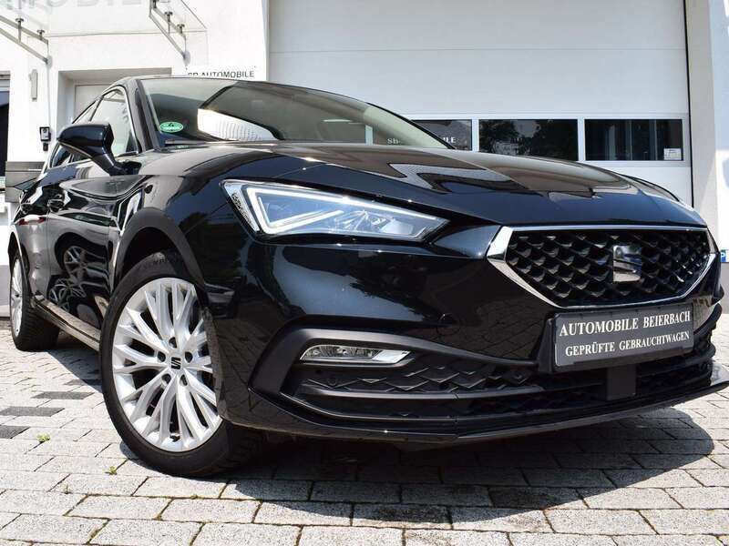 Mitternachtsschwarz Gebraucht 2021 Seat Leon XCELLENCE Kleinwagen | 20.999 € (Fairer Preis) - Bild 1/4