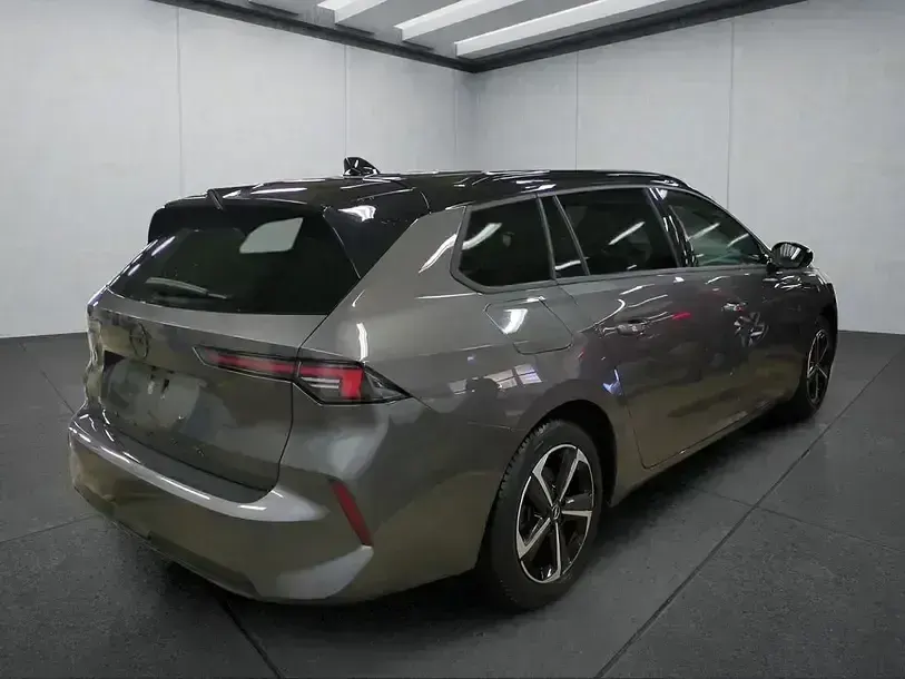 Gebraucht Opel Astra 131 PS (96 kW) 2025 Grau Kleinwagen