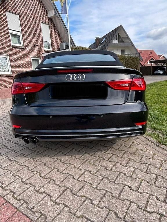 Gebraucht Audi A3 Cabriolet 125 PS (91 kW) 2016 Schwarz Cabrio