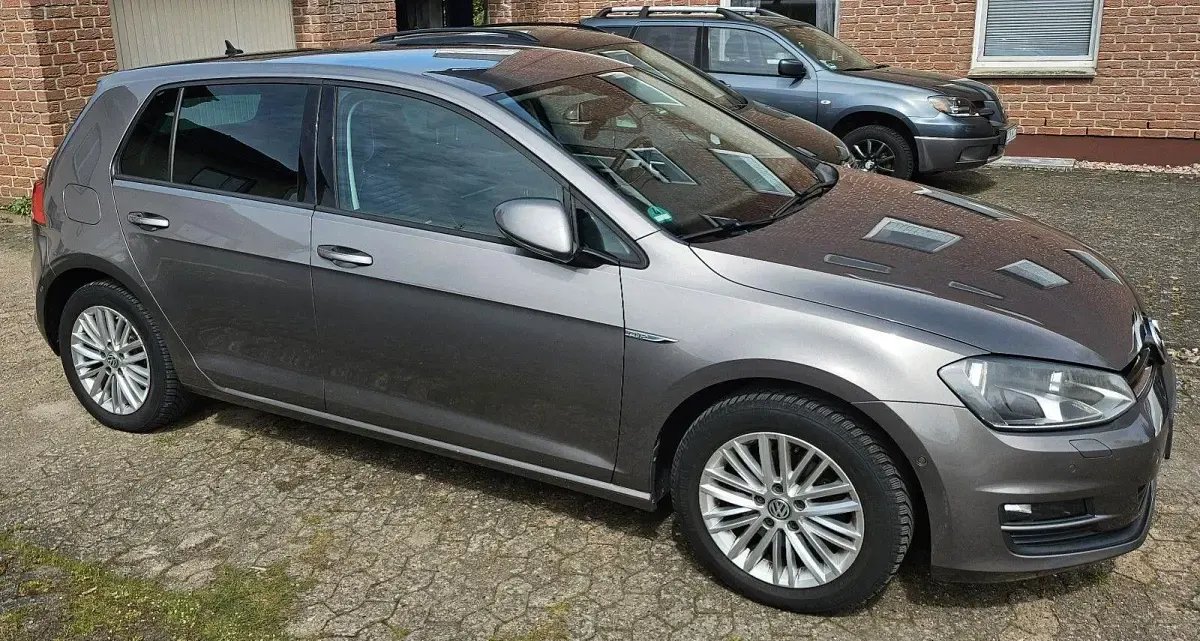 Gebraucht VW Golf VII Cup 125 PS (91 kW) 2014 Grau Limousine