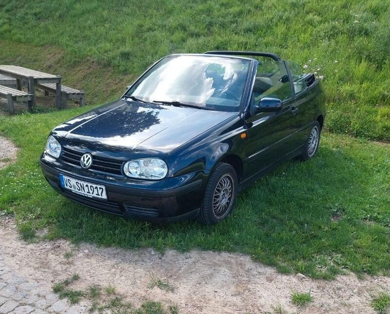 Blau Gebraucht 1996 VW Golf Cabriolet Cabrio | 1.500 € (Superpreis) - Bild 1/4