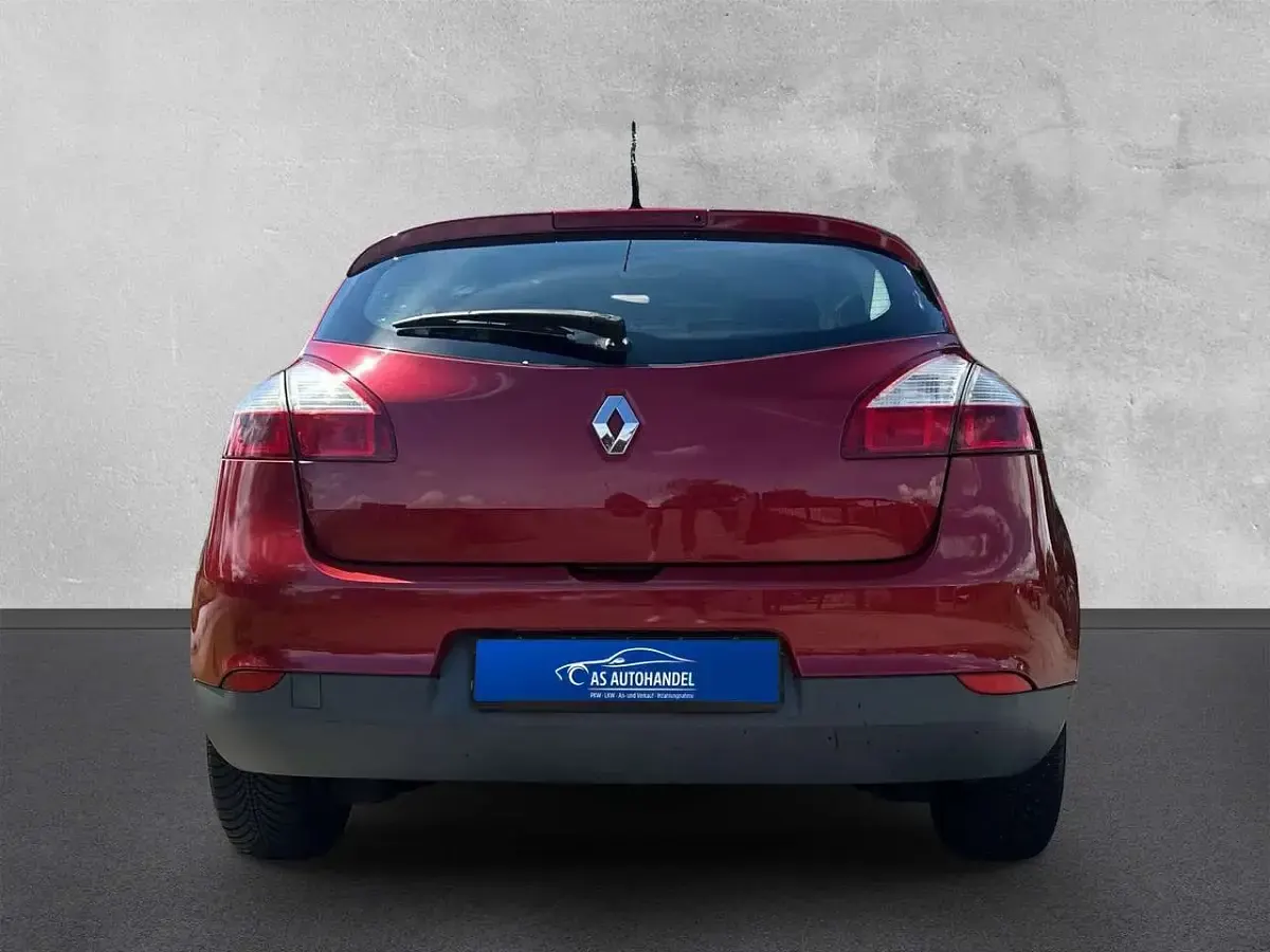 Gebraucht Renault Mégane Expression 101 PS (74 kW) 2009 Rot dyna Kleinwagen