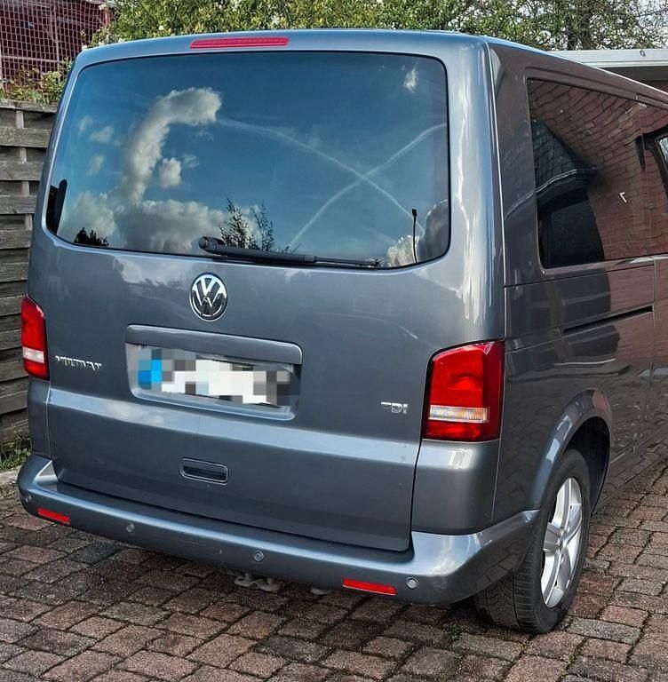 Second-hand VW T5 179 CP (131 kW) 2011 Gri Van