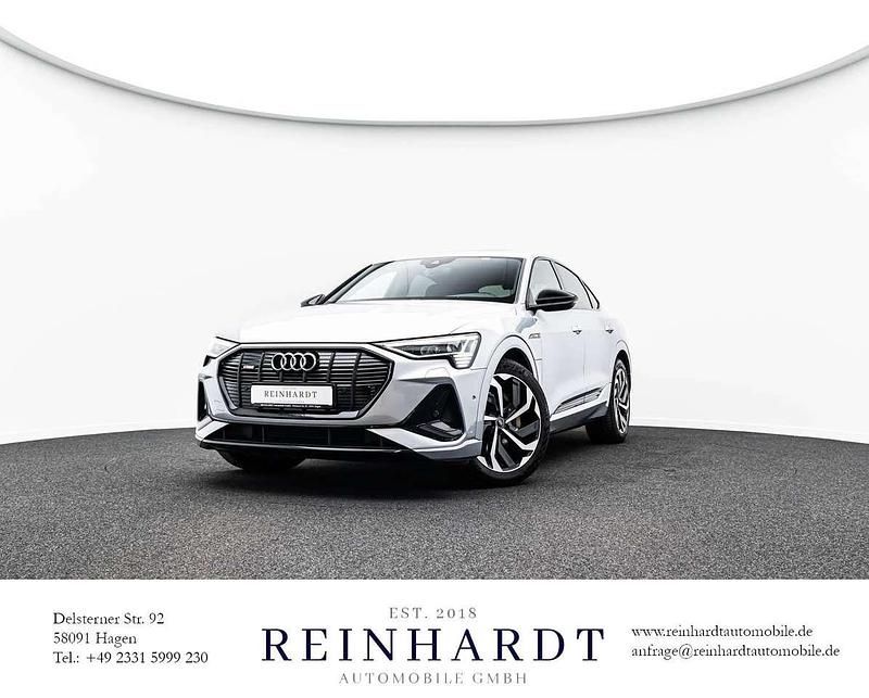 Florettsilber metallic Gebraucht 2021 Audi e-tron Sportback S-Line SUV | 28.920 € (Guter Preis) - Bild 1/3