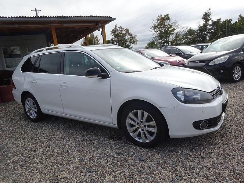 Gebraucht VW Golf VII Style 105 PS (77 kW) 2012 Weiß Kombi