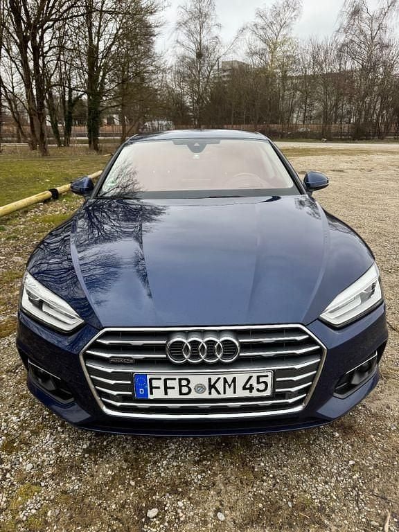 Blau Gebraucht 2017 Audi A5 Sportback Ambiente Limousine | 17.890 € (Guter Preis) - Bild 1/4