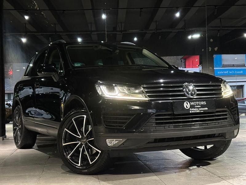 Schwarz Gebraucht 2017 VW Touareg Terrain Tech SUV | 22.999 € (Guter Preis) - Bild 1/4