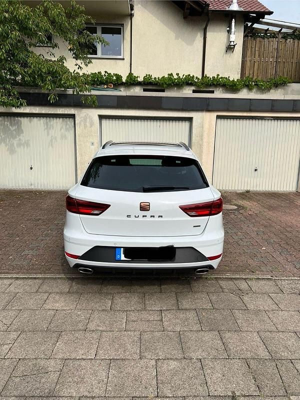 Gebraucht Seat Leon CUPRA 300 PS (220 kW) 2018 Weiß Kombi