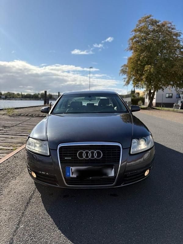 Grau Gebraucht 2005 Audi A6 Limousine | 2.250 € (Superpreis) - Bild 1/4