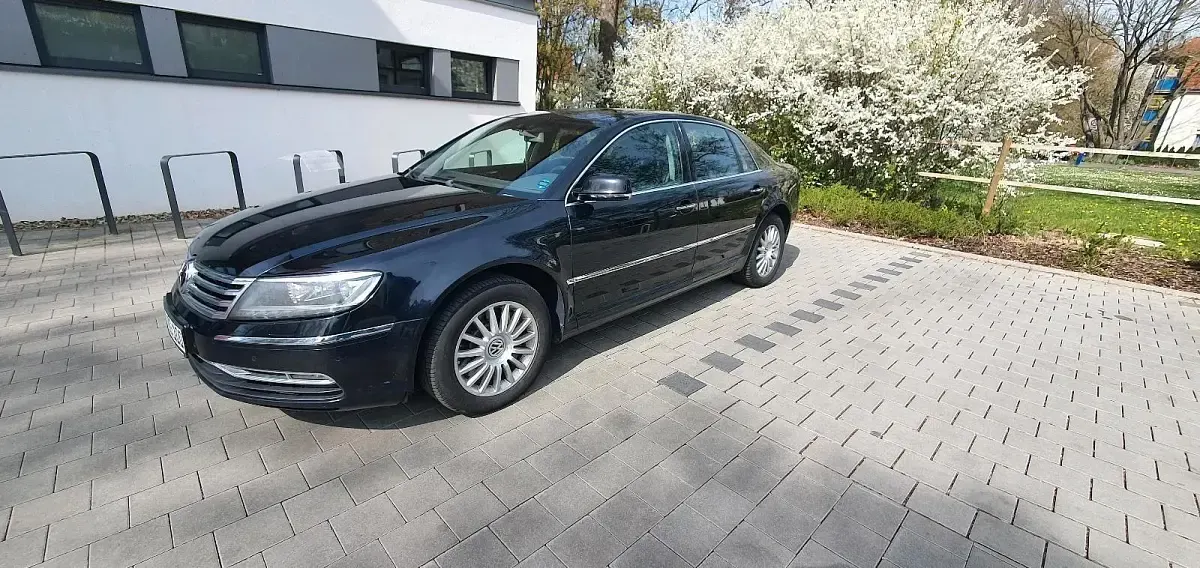Gebraucht VW Phaeton 240 PS (176 kW) 2011 Schwarz Limousine