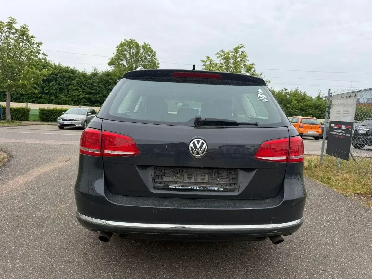 Gebraucht VW Passat Highline 170 PS (125 kW) 2011 Kombi
