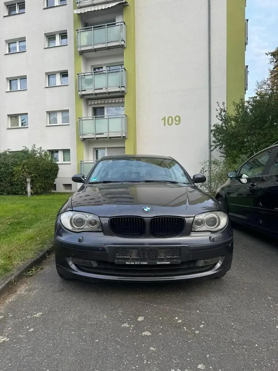 Gebraucht BMW 118 143 PS (105 kW) 2008 Grau Kleinwagen