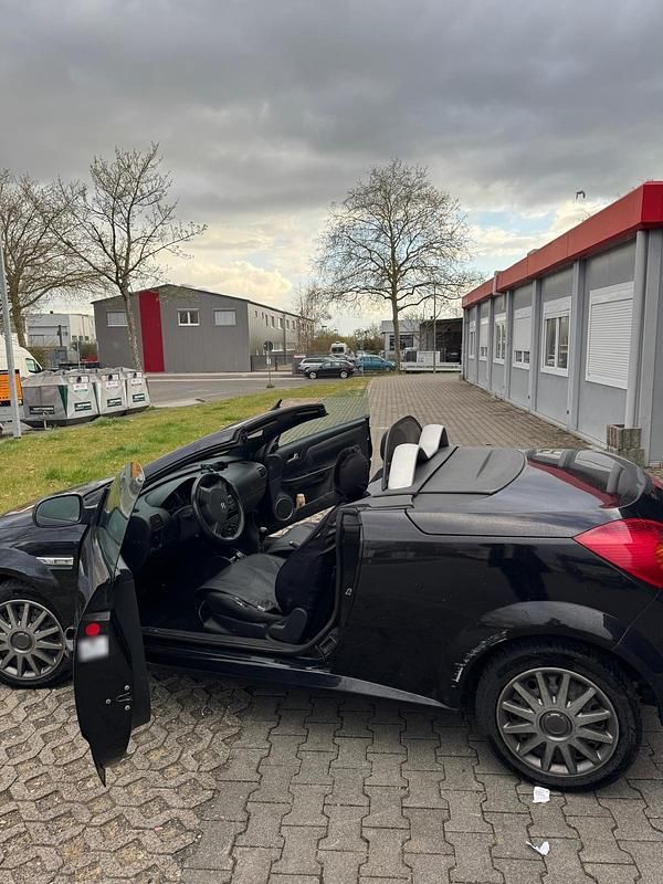 Gebraucht Opel Tigra 66 PS (48 kW) 2005 Schwarz Cabrio