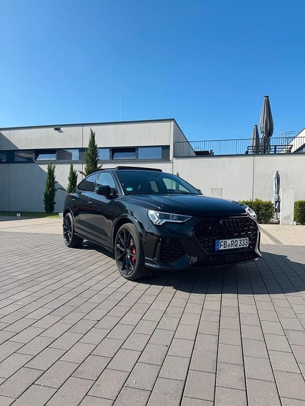 Schwarz Gebraucht 2022 Audi RS Q3 Sportback Performance SUV | 59.500 € (Fairer Preis) - Bild 1/4