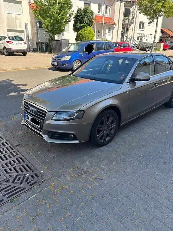 Gebraucht Audi A4 Ambiente 190 PS (139 kW) 2008 Gold Limousine