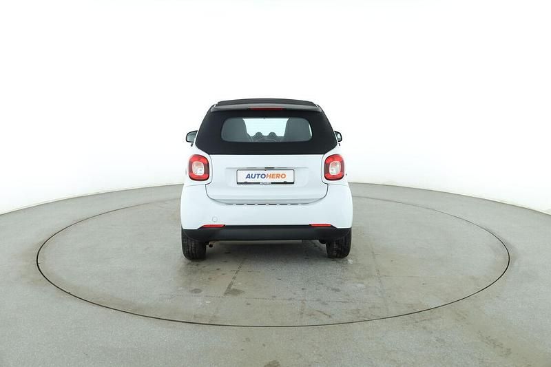 Occasion Smart ForTwo Cabrio Basis 71 ch (52 kW) 2016 Blanc Cabriolet
