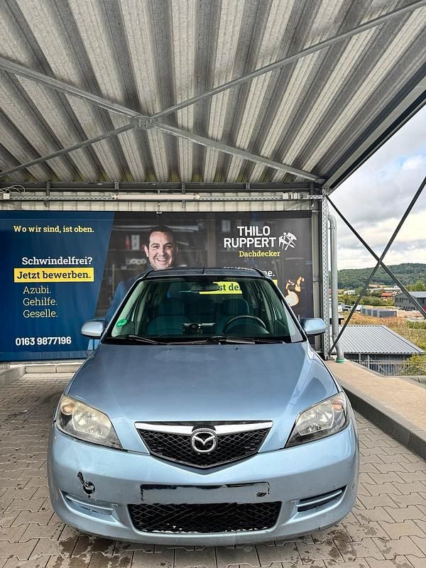 Blau Gebraucht 2005 Mazda 2 Active Kleinwagen | 1.100 € (Guter Preis) - Bild 1/4