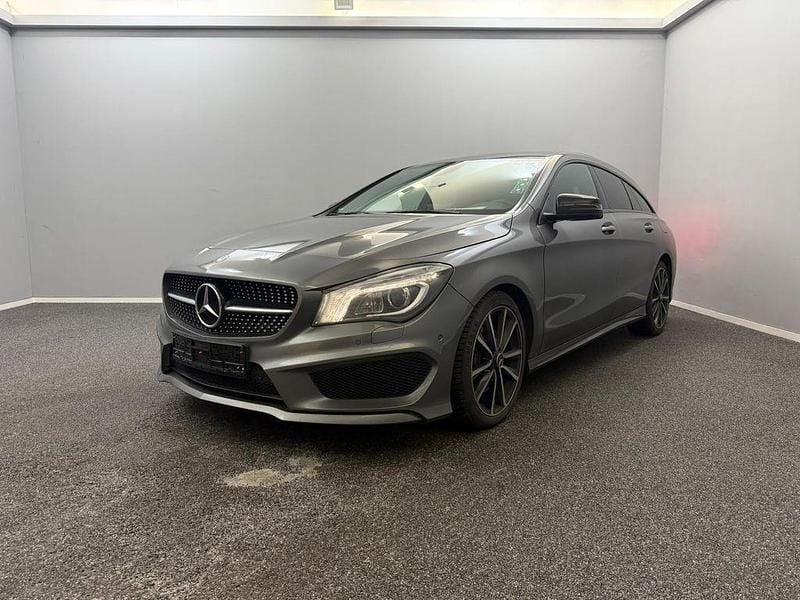 Gebraucht Mercedes CLA220 AMG line 177 PS (130 kW) 2016 Grau Limousine