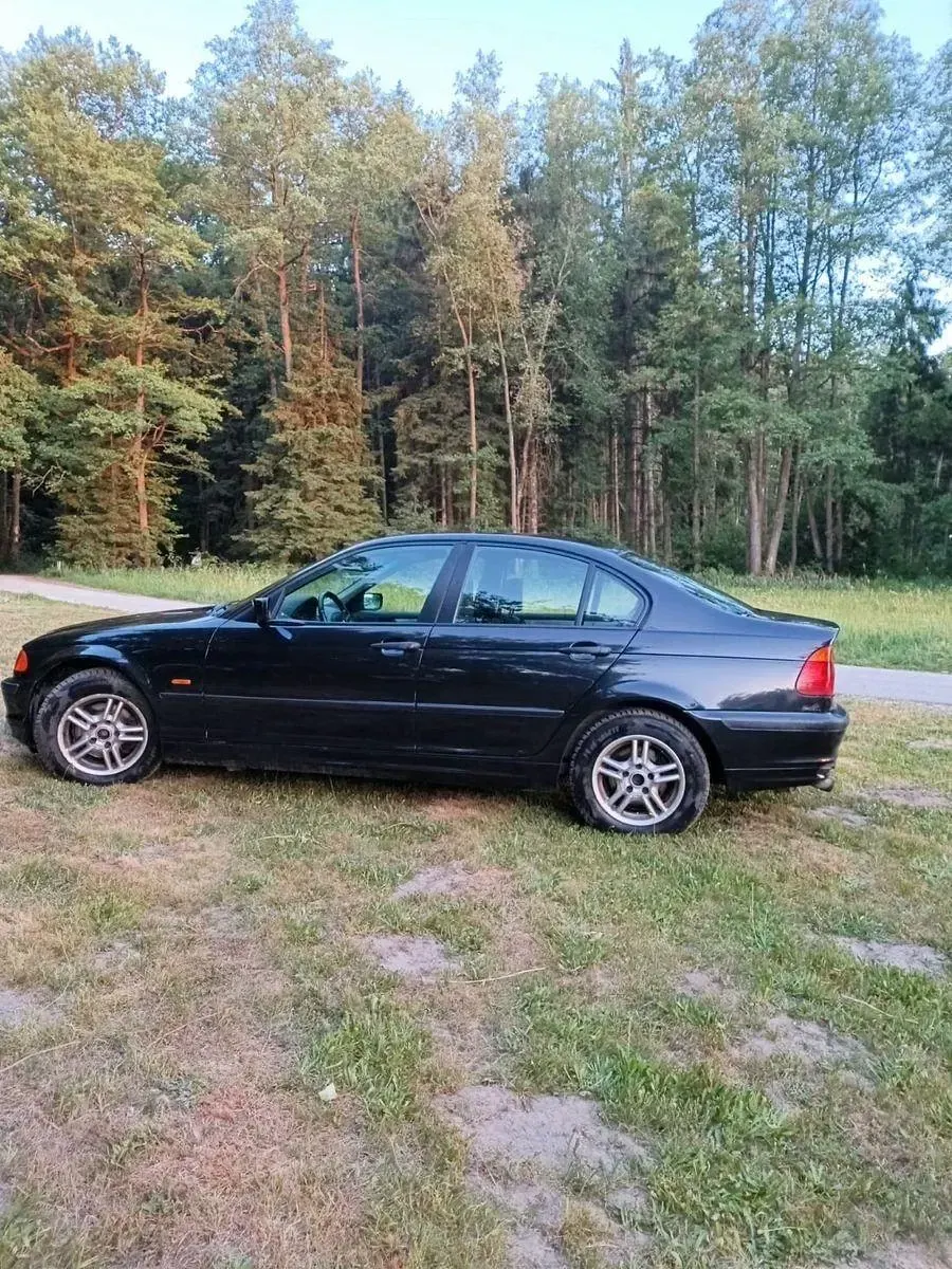 Gebraucht BMW 318 118 PS (86 kW) 2000 Schwarz Limousine