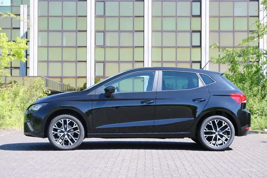 Gebraucht Seat Ibiza Black Edition 95 PS (69 kW) 2025 Schwarz Kleinwagen