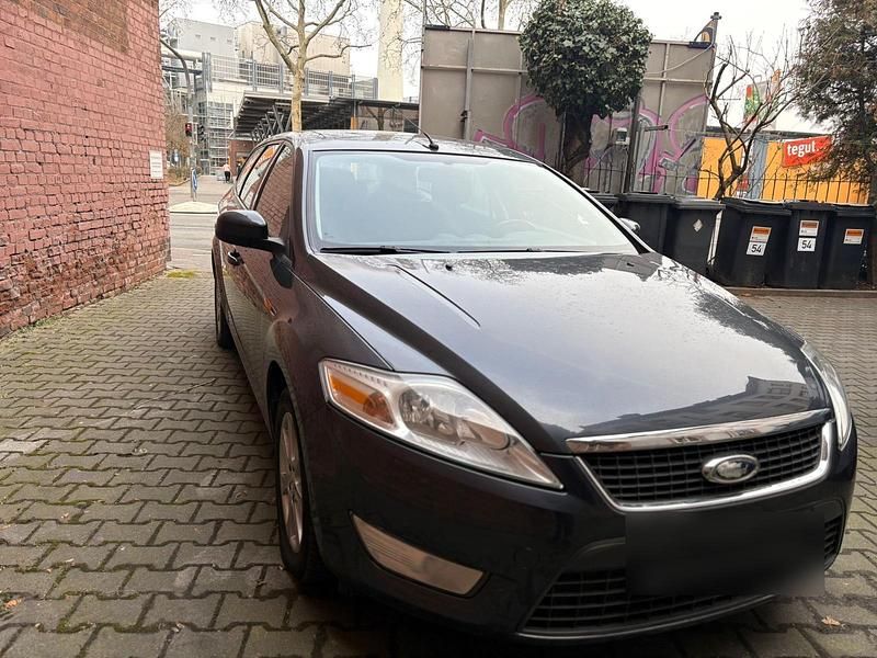 Gebraucht Ford Mondeo 146 PS (107 kW) 2008 Grau Kombi