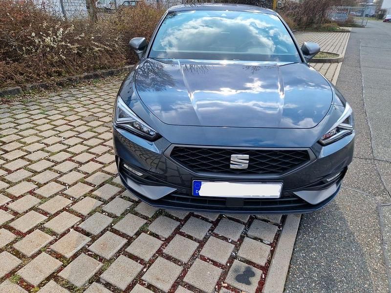 Gebraucht Seat Leon FR 204 PS (150 kW) 2020 Grau Limousine