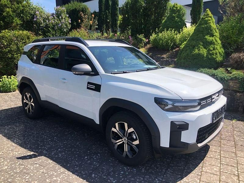 Weiß Neu 2025 Dacia Bigster Expression SUV | 30.880 € (Fairer Preis) - Bild 1/4