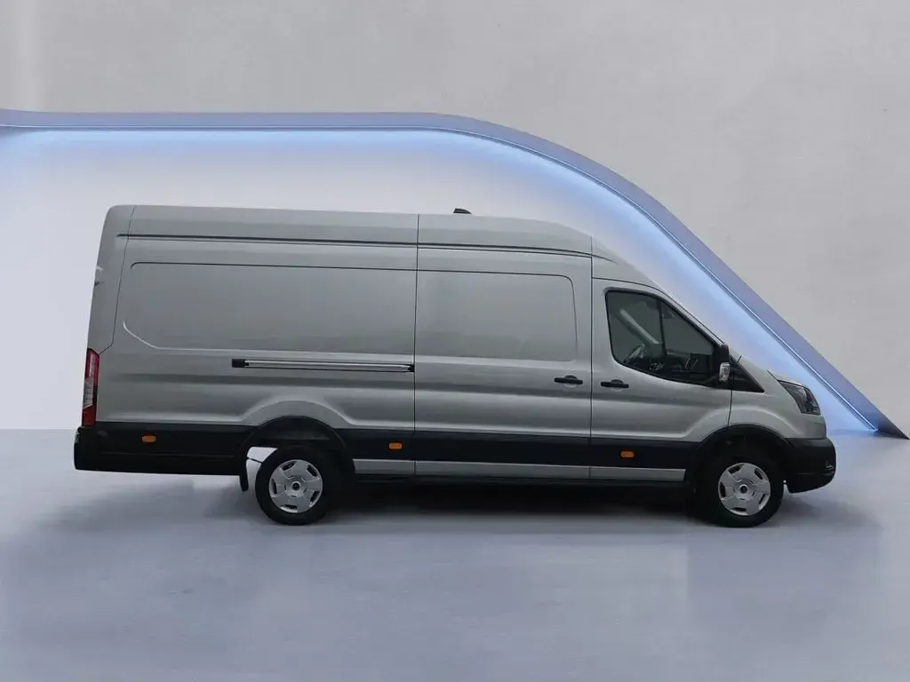 Neu Ford Transit Trend 165 PS (121 kW) 2025 Moondust silver met Kleinwagen