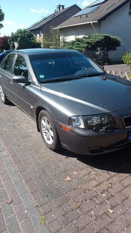 Grau Gebraucht 2006 Volvo S80 Limousine | 5.750 € (Superpreis) - Bild 1/4
