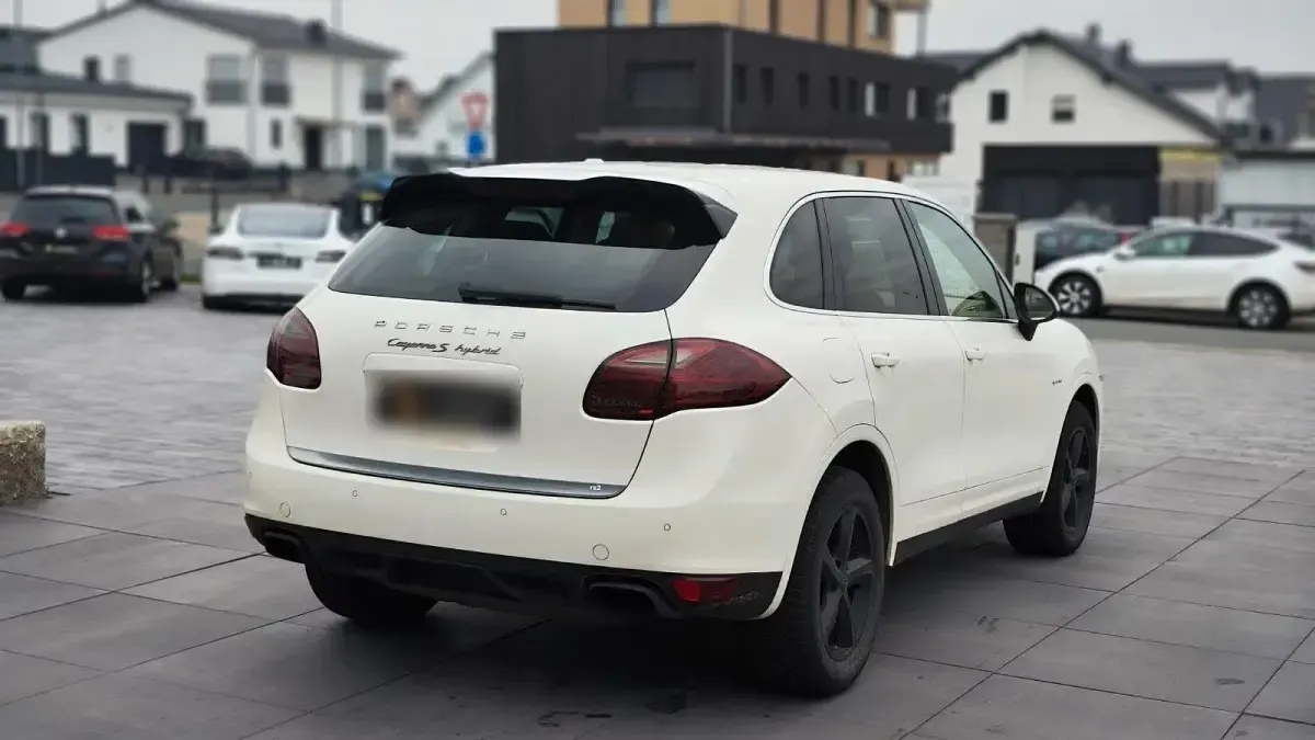 Gebraucht Porsche Cayenne S E-Hybrid 46 PS (33 kW) 2011 Beige SUV